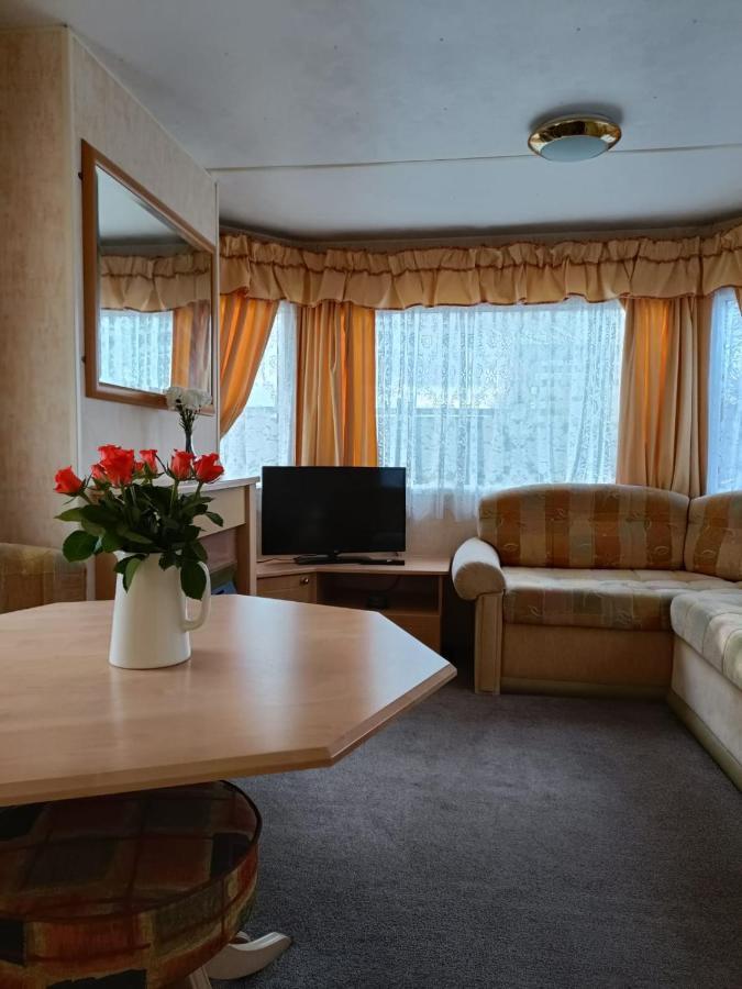 Rhosfeillion Static Caravan Apartment Llangefni Ngoại thất bức ảnh